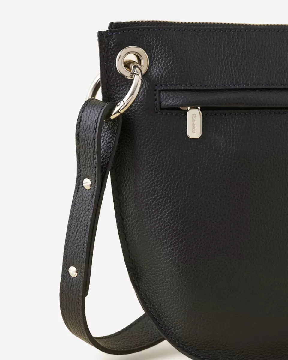 edie_shoulder_bag_cervino_4.webp Roots Edie Shoulder Bag Cervino BLACK Shop