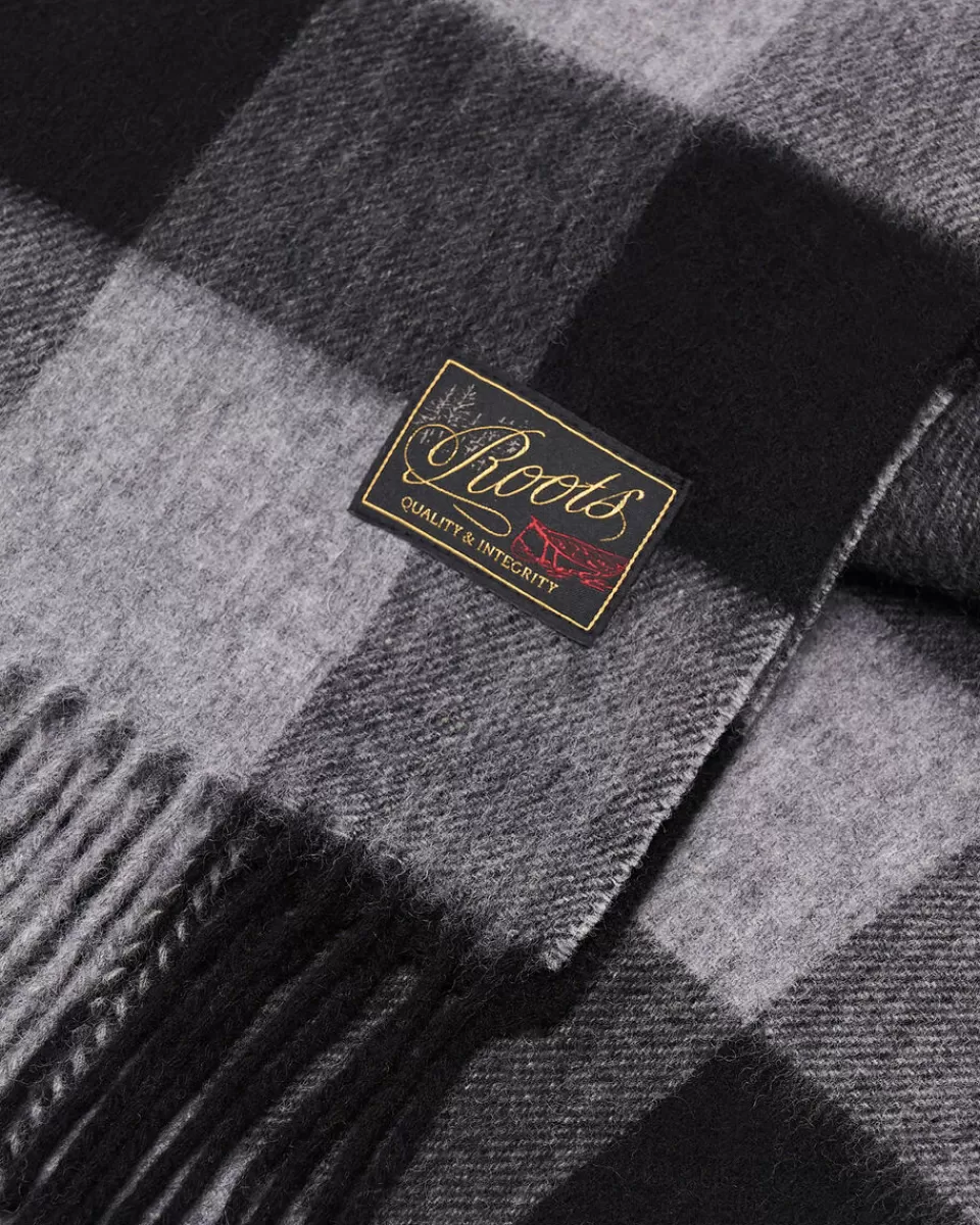 plaid_wool_scarf_2-1.webp Roots Plaid Wool Scarf SALT & PEPPER New