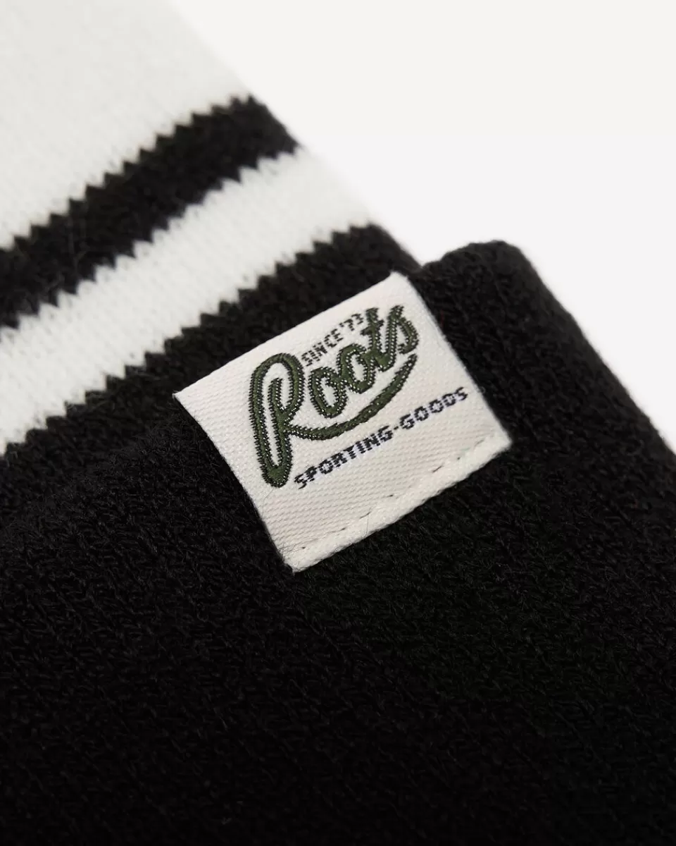 sporting_goods_pom_pom_toque_4.webp Roots Sporting Goods Pom Pom Toque BLACK New
